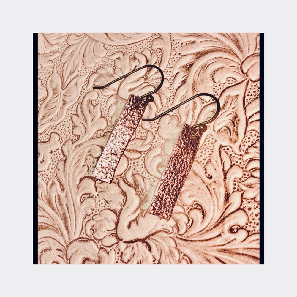 ROSE GOLD LEATHER BAR EARRINGS on HIPPIE WIRES